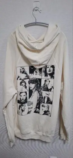 テイラースウィフト　パーカー　Mサイズ　　 The Eras Tour