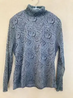 バラ柄 美品　シースルー タートルネック カットソー／ローズ柄 ラメ入り M〜L