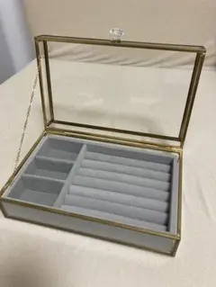 ガラス製　ジュエリーボックス　アクセサリーケース