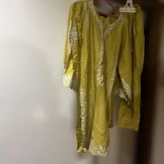 パキスタン民族衣装