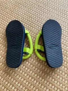 モンベルソックオンサンダル、 ネイビーとライムグリーン