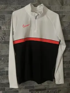 NIKE ナイキ　トレーニングウェア　長袖　Mサイズ