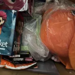 アニメグッズ フィギュアなどまとめうり