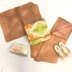〔5266〕着物 色無地 正絹 袷 オレンジ 一つ紋