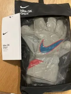 40%off! 新品 ナイキ NIKE キーパーグローブ サッカー ８号　白