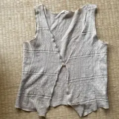 ニットベスト ボタン付き トュモローランド