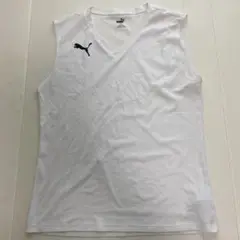 PUMA ホワイト Vネック ノースリーブシャツ