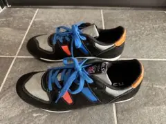 Item thumbnail for item cce2aae4-a534-4065-a15a-8c1fc312d54e