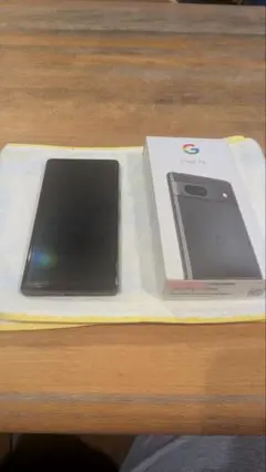 Pixel7a Charcoal 美品 ＆ガラスフィルム（ガイド付き）付属