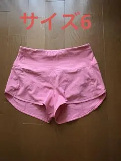 ルルレモン　ショートパンツ　サイズ6