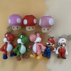 スーパーマリオブラザー　スイングマスコット　キーホルダーとキノコソフビセット