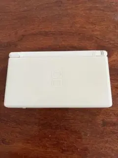 任天堂 DS Lite ゲーム機白い中古稼動美品、本体のみ