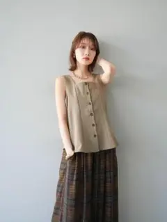 ペプラムベスト ノースリーブフロントボタントップス ベスト 前開き Lumier