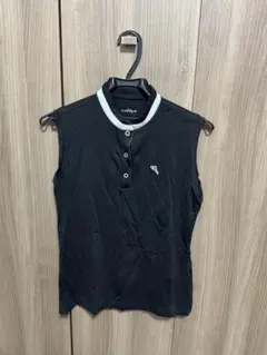 Chervo ブラック ノースリーブシャツ