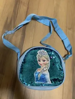 新品　未使用品　アナと雪の女王 エルサ スパンコール ショルダーバッグ