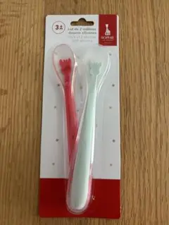【未使用品】キリンのソフィー　シリコーン スプーン