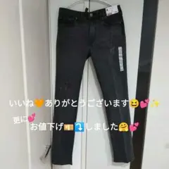 GU　ストレッチスリム　ストレートジーンズ(ダメージ)ブラックです❣️