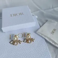 週末限定値下げ DIOR ピアス レジンパール
