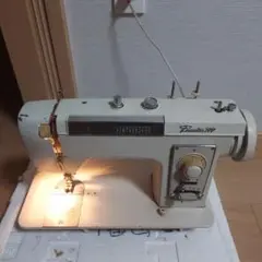 Item thumbnail for item 2246903f-5721-487f-a62e-62bb07cc4ea5