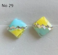 ハンドメイド　レジンピアス　レモンソーダ