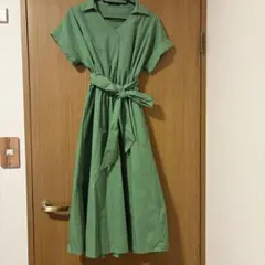 【美品】グリーン　ワンピース　M 半袖