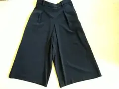 ユニクロ　ネイビー キュロットパンツ Sサイズ