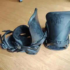 SALOMON　DISTRICT スノーボードビンディング ブラック