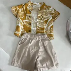 美品　男の子　90 95リーフ柄半袖Tシャツと半ズボンハーフパンツセットアップ