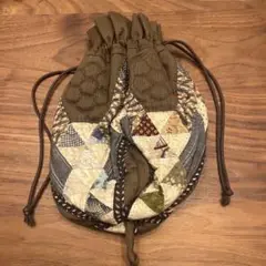 パッチワーク　巾着ポーチ　ハンドメイド20