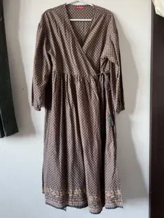 チャイハネ　アミーナ　カシュクールワンピース