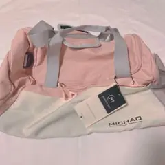 ピンク ホワイト ダッフルバッグ　旅行　鞄