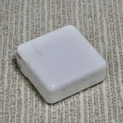 Apple - 61W USB-C電源アダプタ