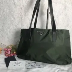 美品 PRADA ナイロン トートバッグ 三角プレート グリーン 緑系