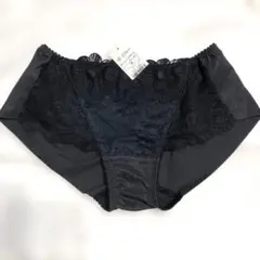 Item thumbnail for item b4a4a9fc-0f45-44d9-87d4-2f15c719d81b