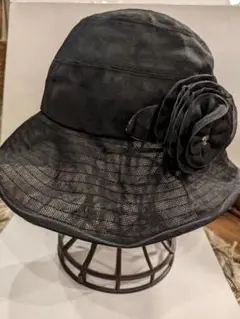 美品　レディース　シルク100％　帽子　黒　フリーサイズ