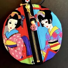 レア❣️ハンドメイド 着物柄 円形ポーチ 舞妓さん 和柄 こけし チャーム