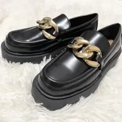 美品 H&M エイチアンドエム チャンキーローファー 黒　チェーン　25