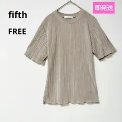 fifth 【FREE】プリーツ加工 半袖Tシャツ ベージュ　大人カジュアル