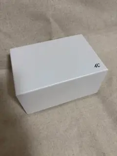 4℃ ミラー付きベロアアクセサリーケース