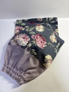 ハンドメイド　ハーフ丈アームカバー　腕カバー　薔薇柄