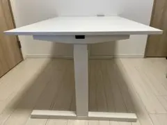 ahrend 高さ調節可能 ホワイト 120x80