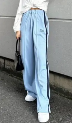 ロデオクラウンズ トラックパンツ