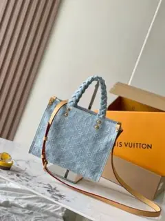 Louis Vuitton ショルダーバッグ ライトブルー