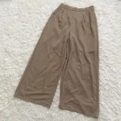 GU ジーユー　レディース　ワイドパンツ　Lサイズ　ベージュ　ゆったり太いパンツ
