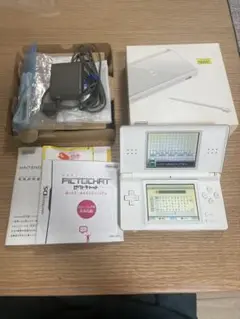 ニンテンドーDS Lite クリスタルホワイト 箱付き