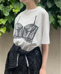 新品 AMERI MEDI LINGERIE TROMPE L`OEIL TEE