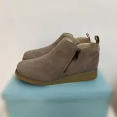 Item thumbnail for item 2d0c9990-38d8-4dbf-9c8b-917482c19fa2