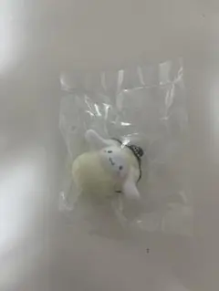 サンリオ ふにゅふにゅマスコット なりきりオイスター シナモンロール
