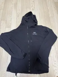 ARC’TERYX アトムARフーディ バングラデッシュ製 ライトアウター