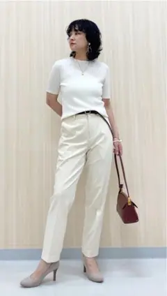 【新品】スマートアンクルパンツ　ナチュラル　Ｍ　股下63cm 補正済